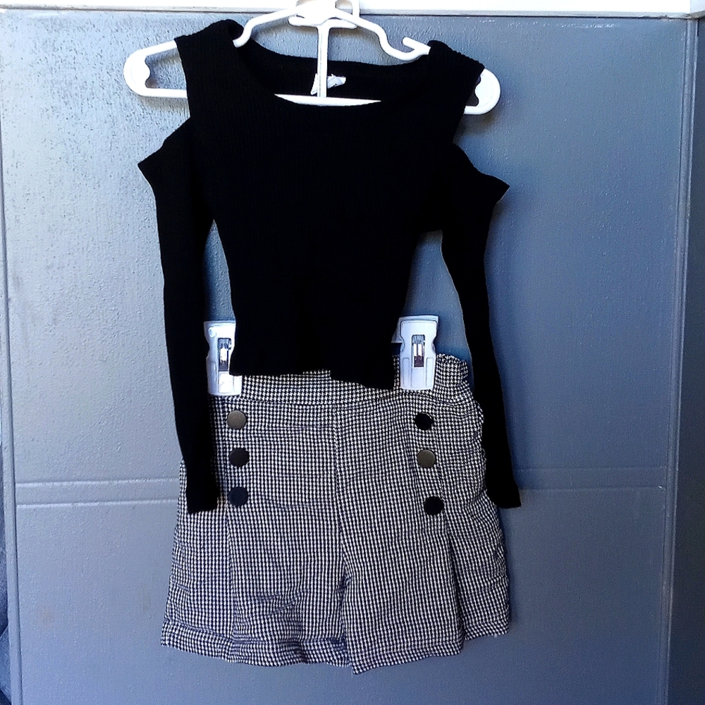Girls 5-6 pat pat shirt and short